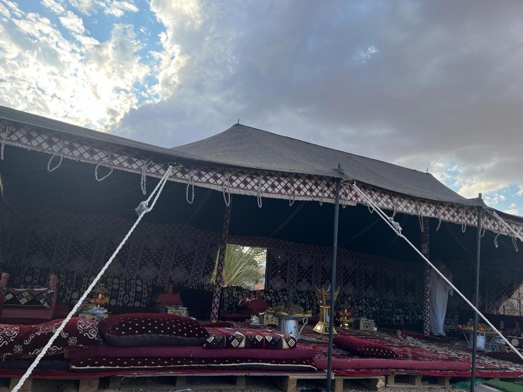 مخيم يمك دروبي Hotel Al Ula Exterior photo